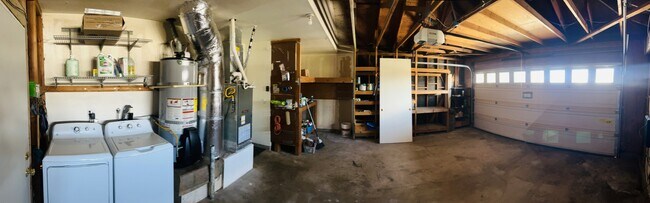 Building Photo - 15721 Shadow Mountain Ln