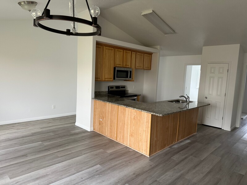 Building Photo - 3127 W 525 N