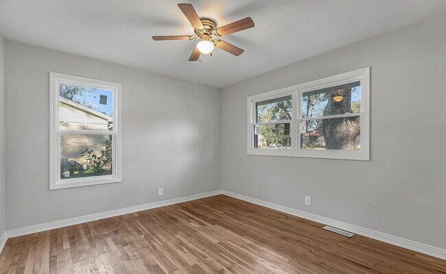 Building Photo - Coming soon, Available 4/1/26. Section 8 Welcome!!! "Ranch style 3-Bed, 2-Bath Gem with 1,344 Sq ...