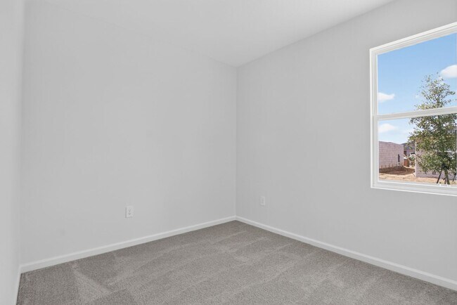 Building Photo - 3216 Alpine Wy