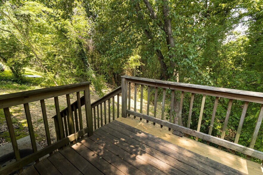 Building Photo - 5781 Taggart Dr