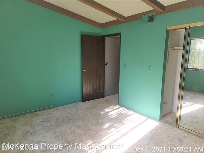Building Photo - 2 br, 2 bath House - 4742 Obannon Drive #D