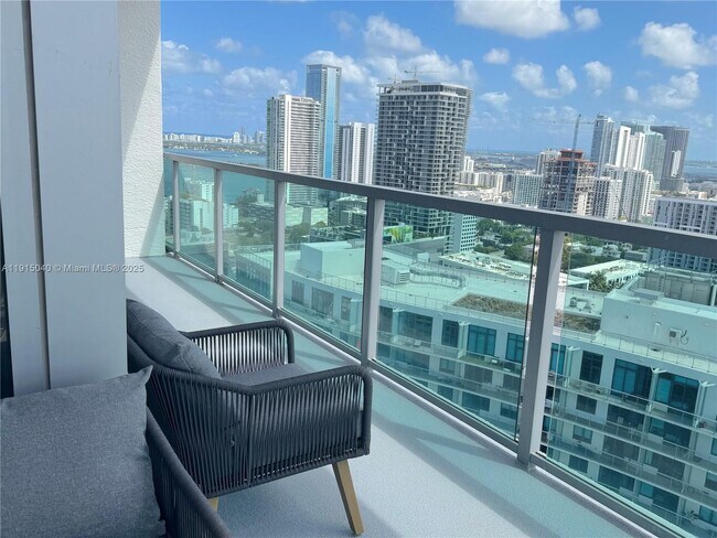 Building Photo - 3301 NE 1st Ave