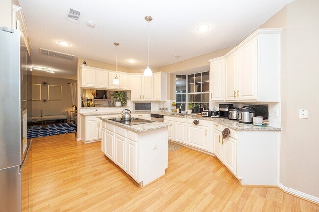 Building Photo - 2106 Hunter Pl Ln