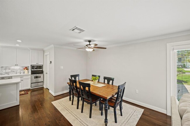 Building Photo - 4943 Cheena Dr