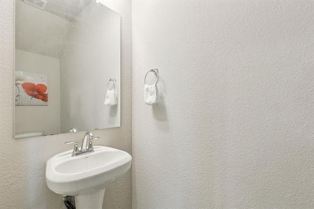 Building Photo - 8982 Delway Dr