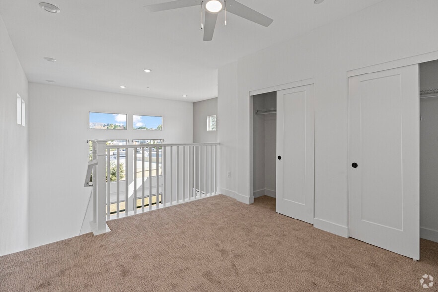 1BR, 1BA - 943SF - Cierra Apartment Homes