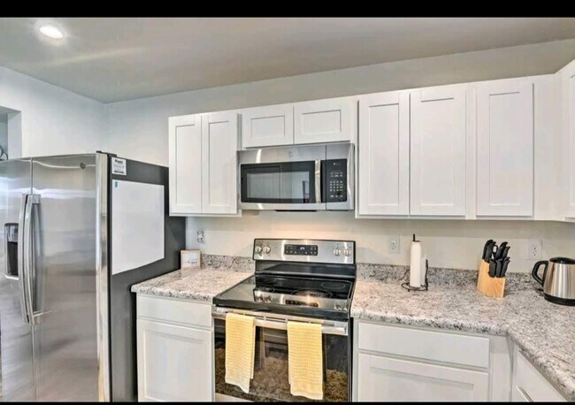 Building Photo - 1261 Havenbrook Dr