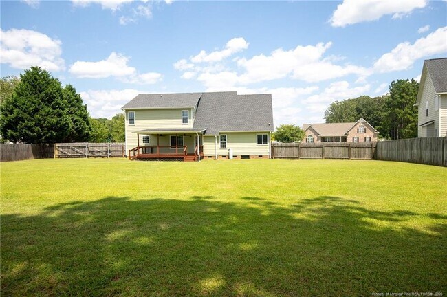 Building Photo - 114 Terrier Way