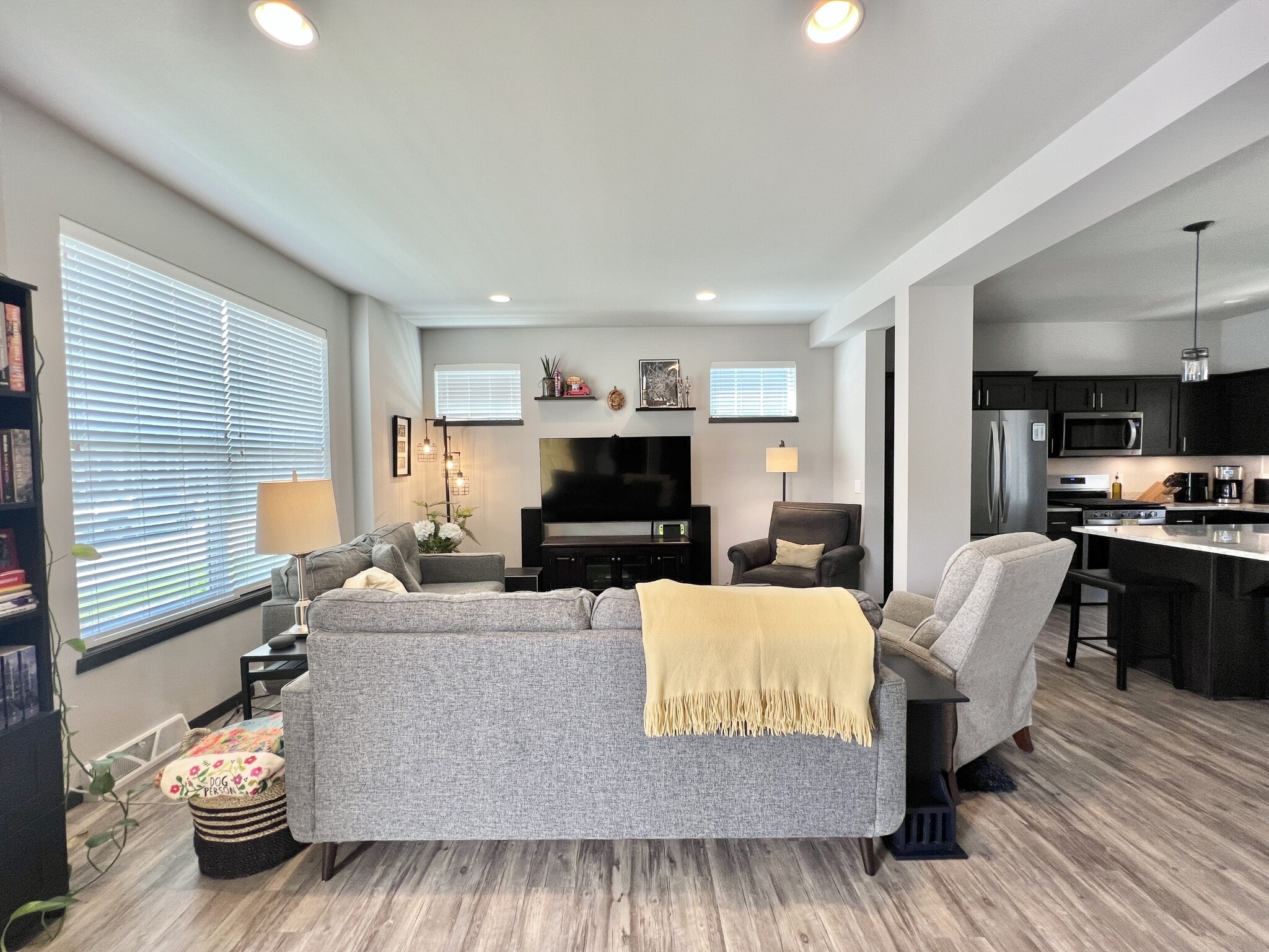 Building Photo - 2899 Bulwer Ln