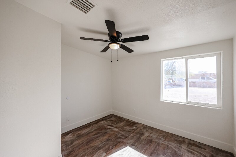 Building Photo - 4446 S 36th Ave