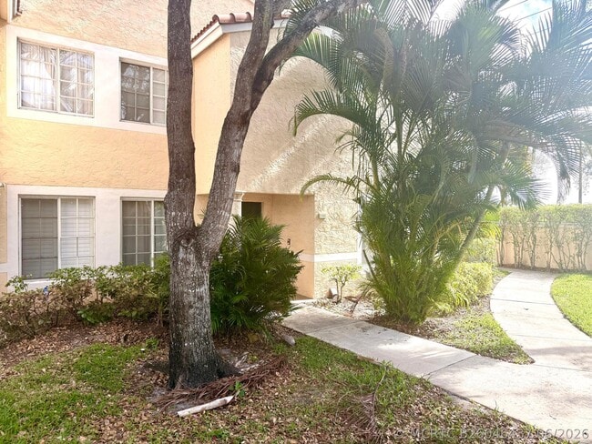 Building Photo - 1707 Village Blvd