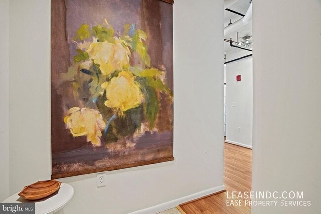 Building Photo - 1300 N Street NW-#106
