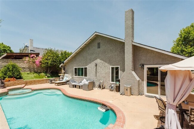 Building Photo - 23128 Calvello Dr