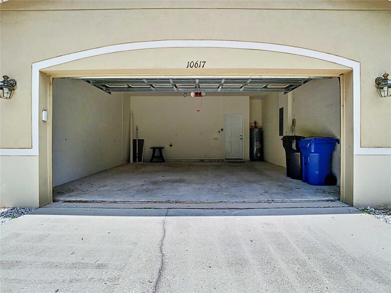 Building Photo - 10617 Bamboo Rod Cir