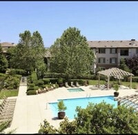 Building Photo - 701 Gibson Dr
