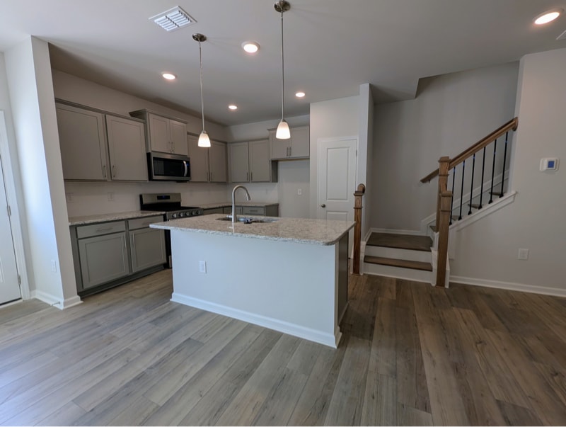 Building Photo - 246 Broomside Ave