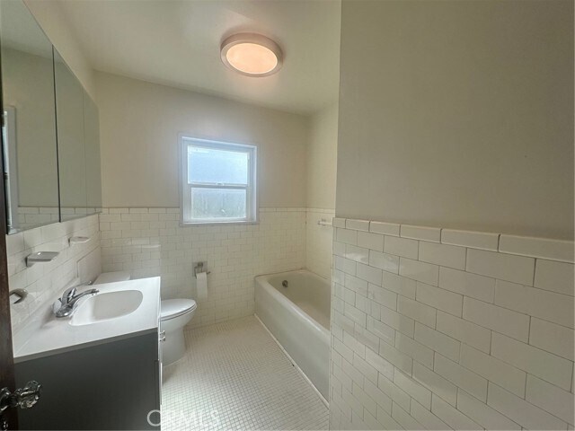 Building Photo - 3820 Muscatel Ave