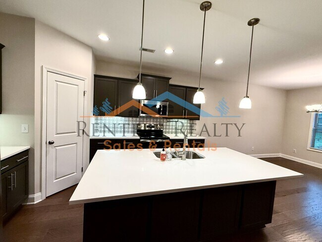 Building Photo - ? Beautiful Executive Home with 3-Car Garage + Incredible Outdoor Living ?