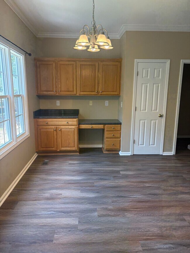 Building Photo - New For Rent in Pinson!