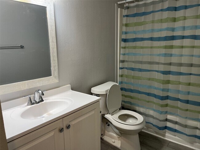 Building Photo - 7600 Emmett F Lowry Expy