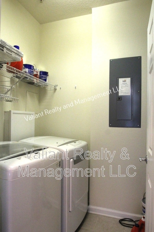 Building Photo - 13364 Beach Blvd