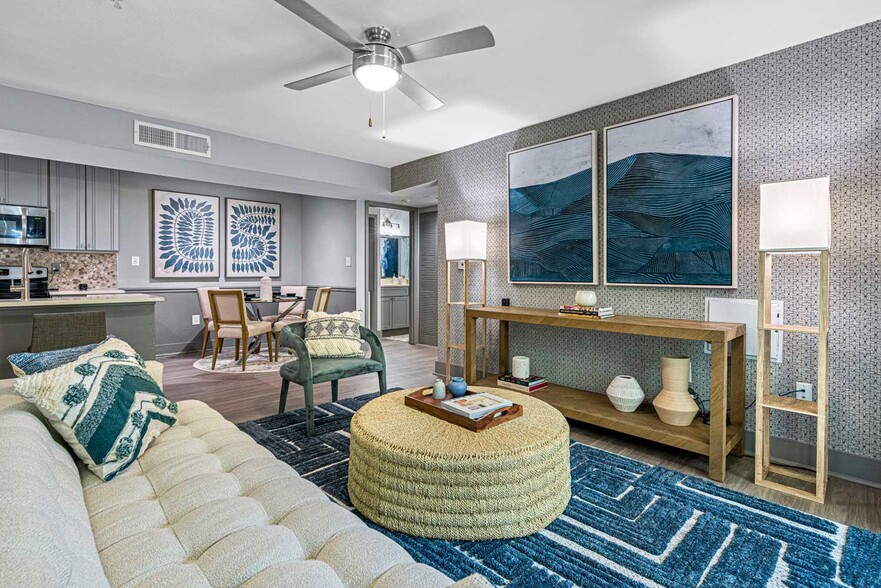 Building Photo - Cortland Bowery