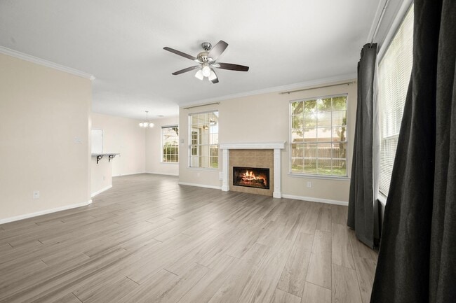 Building Photo - 16303 Lakestone Dr