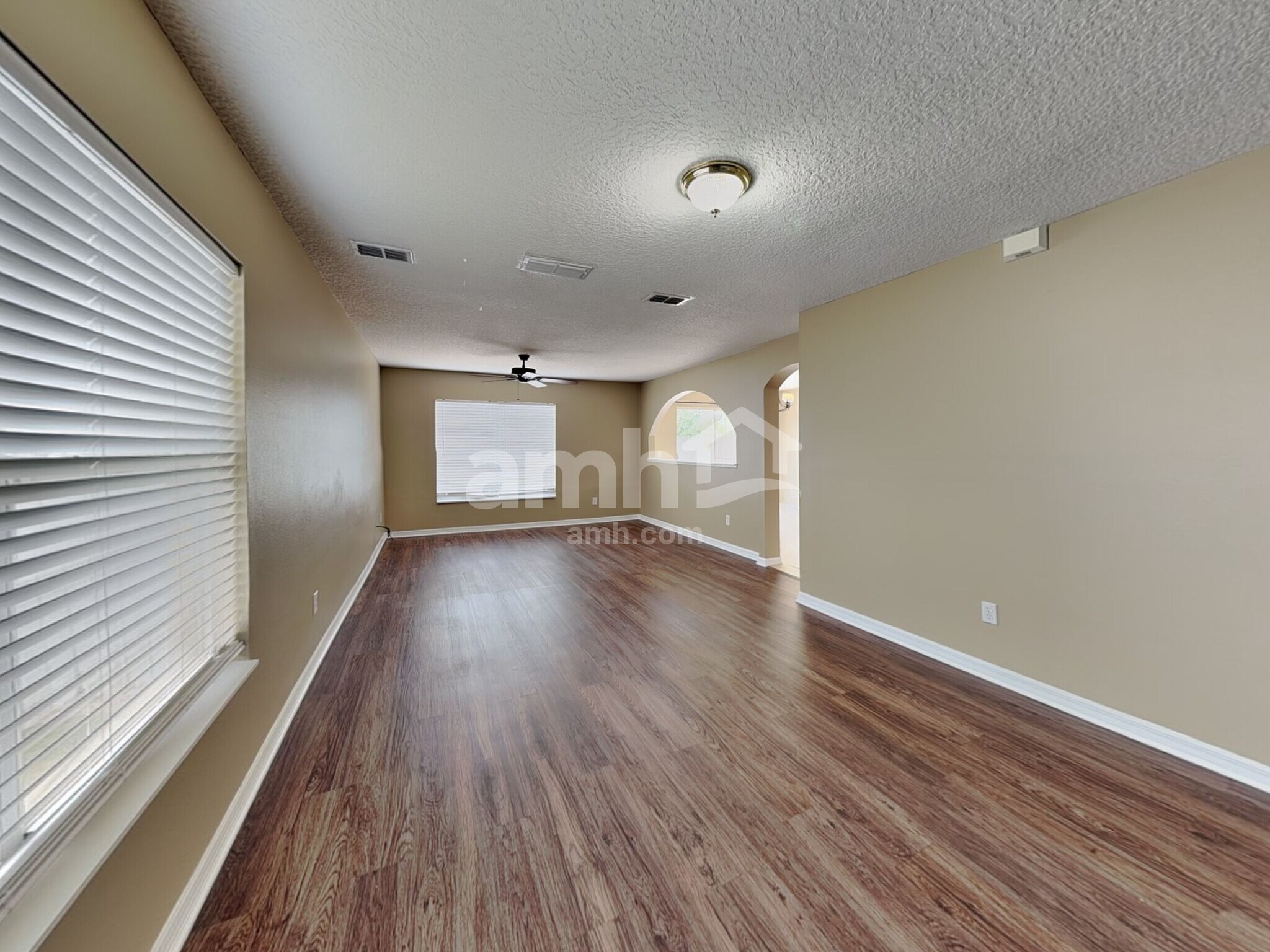 Building Photo - 1907 Seatonham St