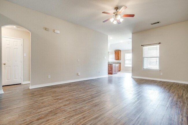 Building Photo - Perfectly located.  3 Bedroom, 2 Bath Home-  White Settlement ISD- 76108