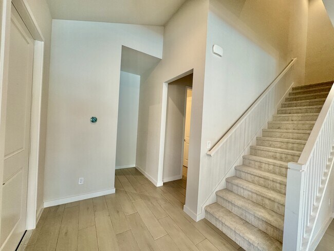 Building Photo - 14716 Kingfisher Lp