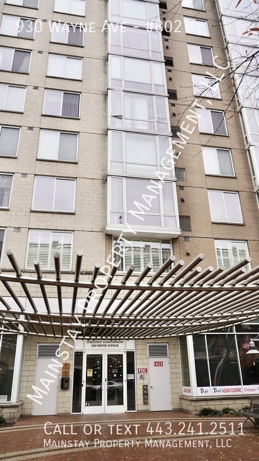 Building Photo - 930 Wayne Ave