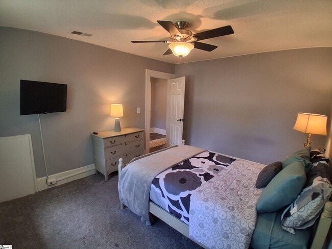 Building Photo - 506 Pinckney St