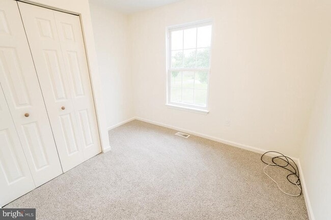 Building Photo - 45293 Rumsford Ln