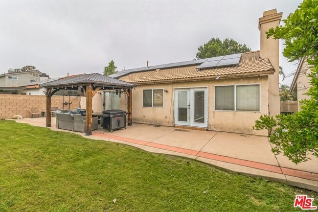 Building Photo - 2619 W Windhaven Dr