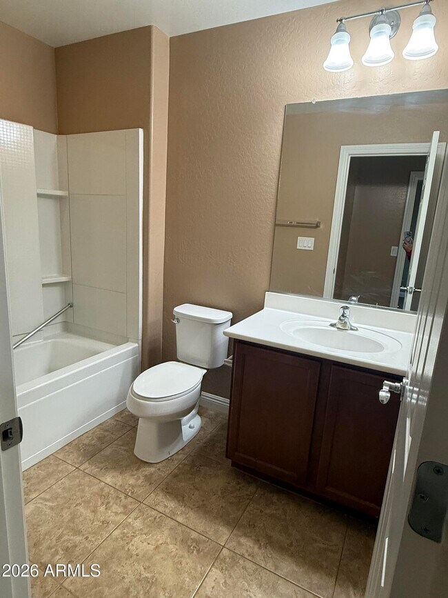 Building Photo - 10743 W Desert Elm Ln