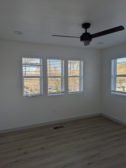 Building Photo - 164 S 100 W