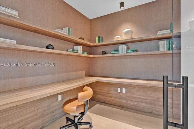 Building Photo - 2200 Brickell Ave