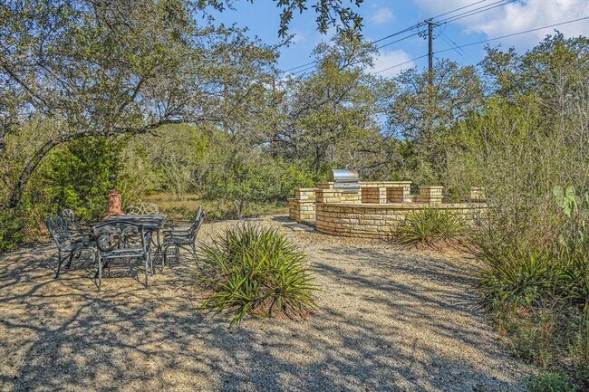 Building Photo - 4307 Eck Ln