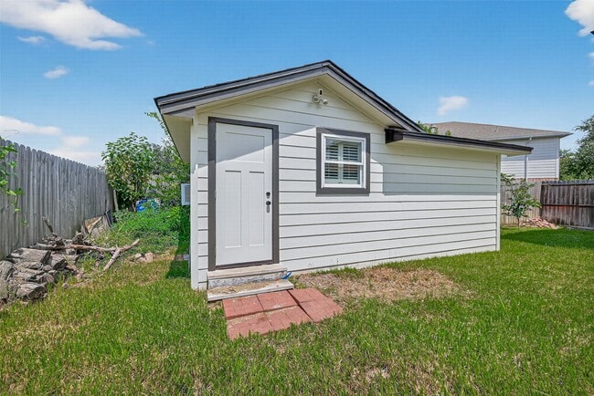 Building Photo - 6654 Stonefort Ct