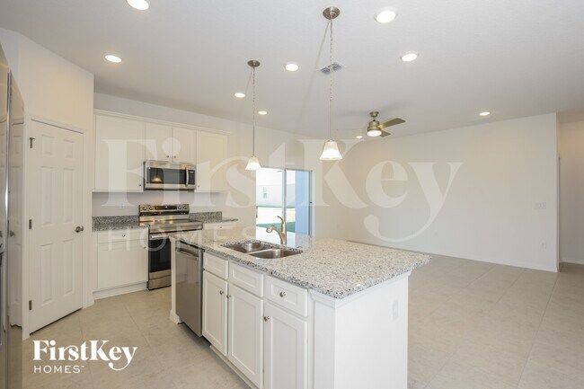 Building Photo - 1234 Ponca Rd