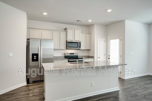 Building Photo - 3504 Firestone Dr