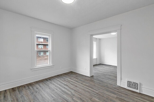 Building Photo - 679-703 Sherman St
