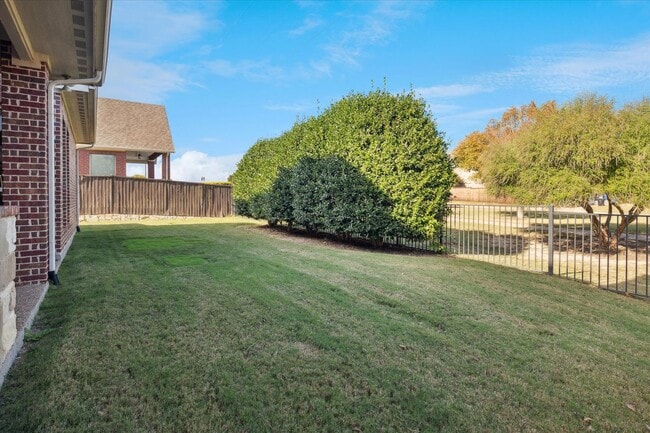 Building Photo - Stunning home in Panther Creek