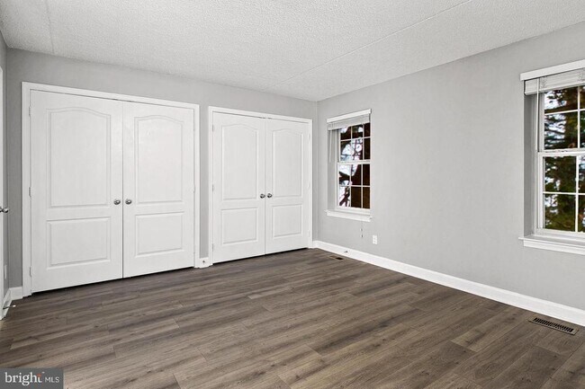 Building Photo - 3844 Chesterwood Dr