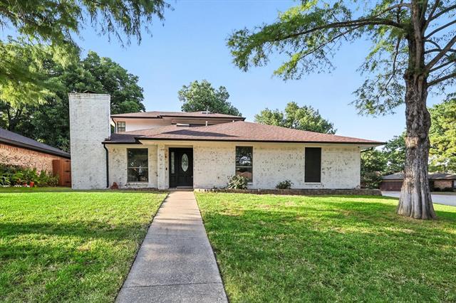 Primary Photo - 2902 Panhandle Dr