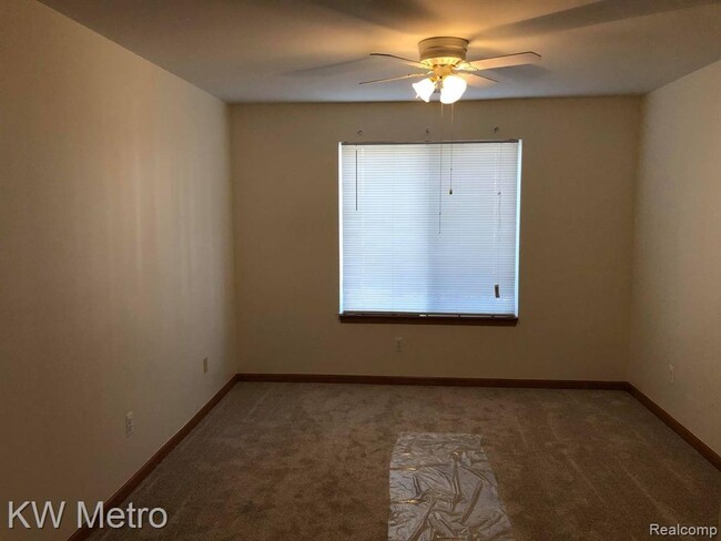 Building Photo - 24057 Wedgewood Cir