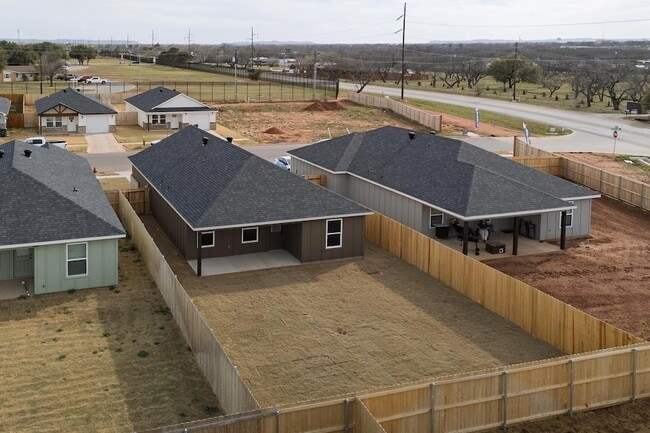 Building Photo - 179 Tombstone Rd