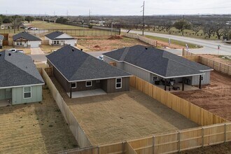 Building Photo - 171 Tombstone Rd