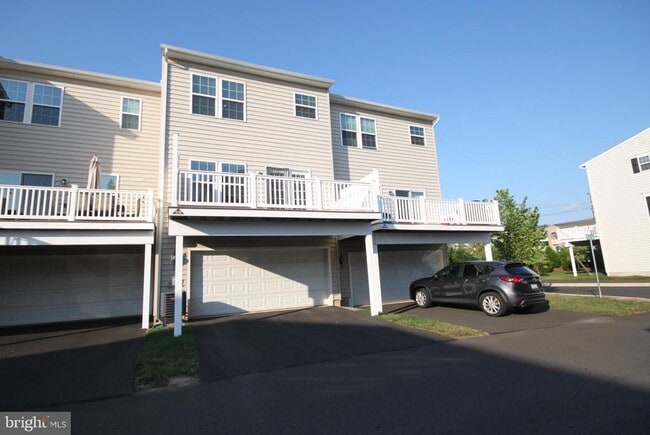 Building Photo - 228 Compass Dr